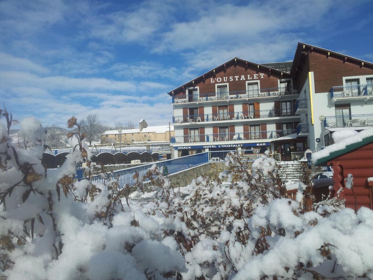 Hotel L'Oustalet Font-Romeu-Odeillo-Via Exterior foto